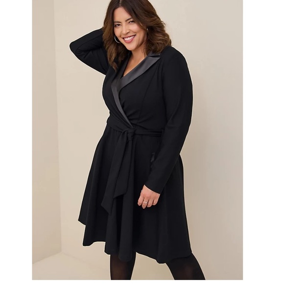 TORRID NWT MINI TUXEDO DRESS - Picture 2 of 6